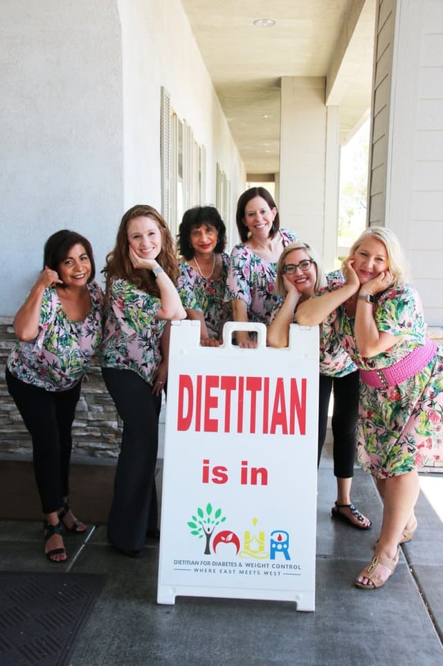 Your Dietitian For Diabetes and Weight Control